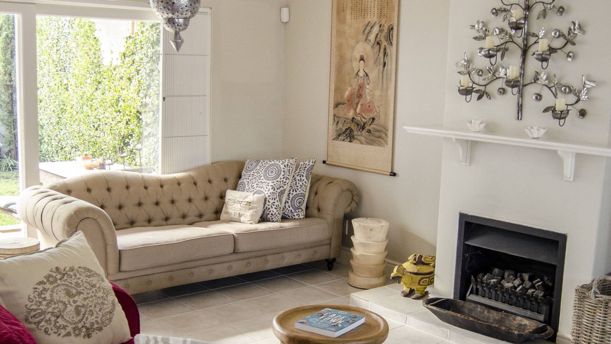 Claremont House | Bright and beautiful 3 bed home. Lots of character and style.