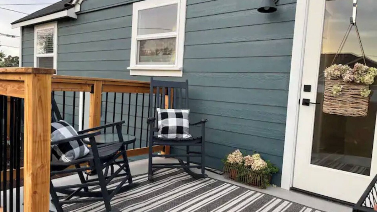 Walla Walla Apartment | Bright and Cheery 3-bedroom Basement lodging in Walla Walla