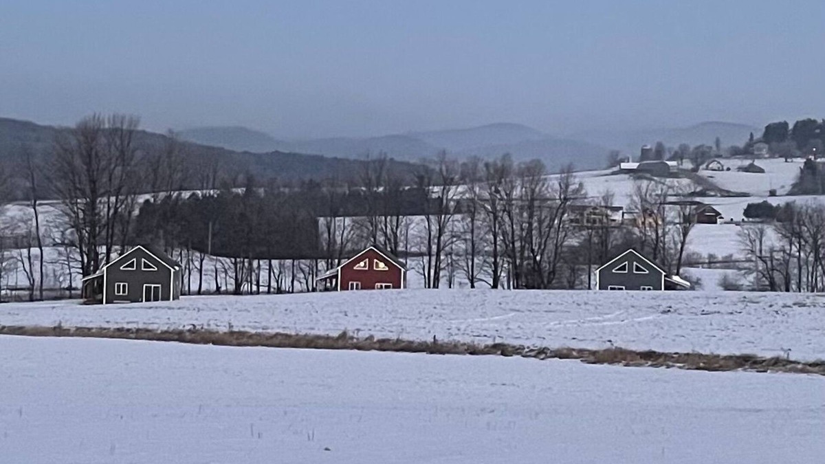 Stowe Area Cabin | bright and clean cabin with spectacular views and close to skiing, hiking etc