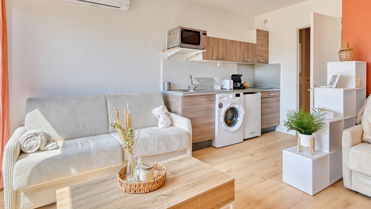 Baille Apartment | Bright and Cosy Studio in Marseille