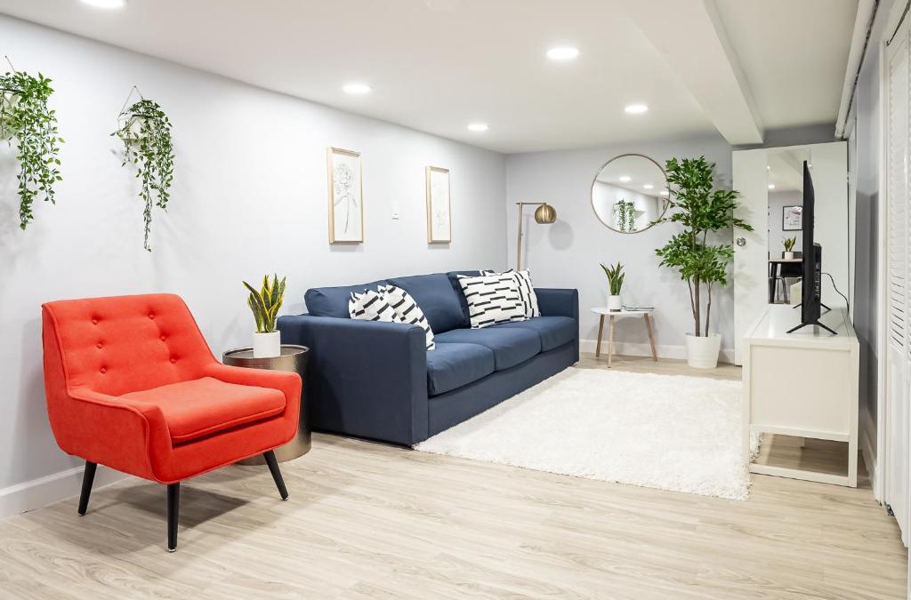Logan Square Apartment | Bright and Cozy 1BR Apartment in Logan Square!