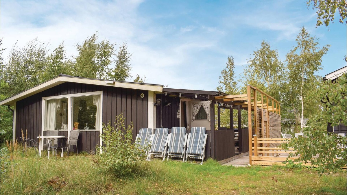 Mellbystrand House | Bright and cozy cottage on large natural plot.