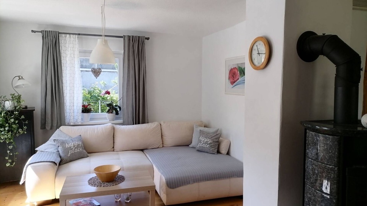 Kaan-Marienborn Apartment | Bright and light-flooded apartment (80sqm) for 5 people with fireplace