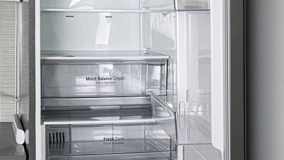 Surrey Apartment | Bright, and peaceful modern apartment, a perfect getaway for a relaxing stay.
