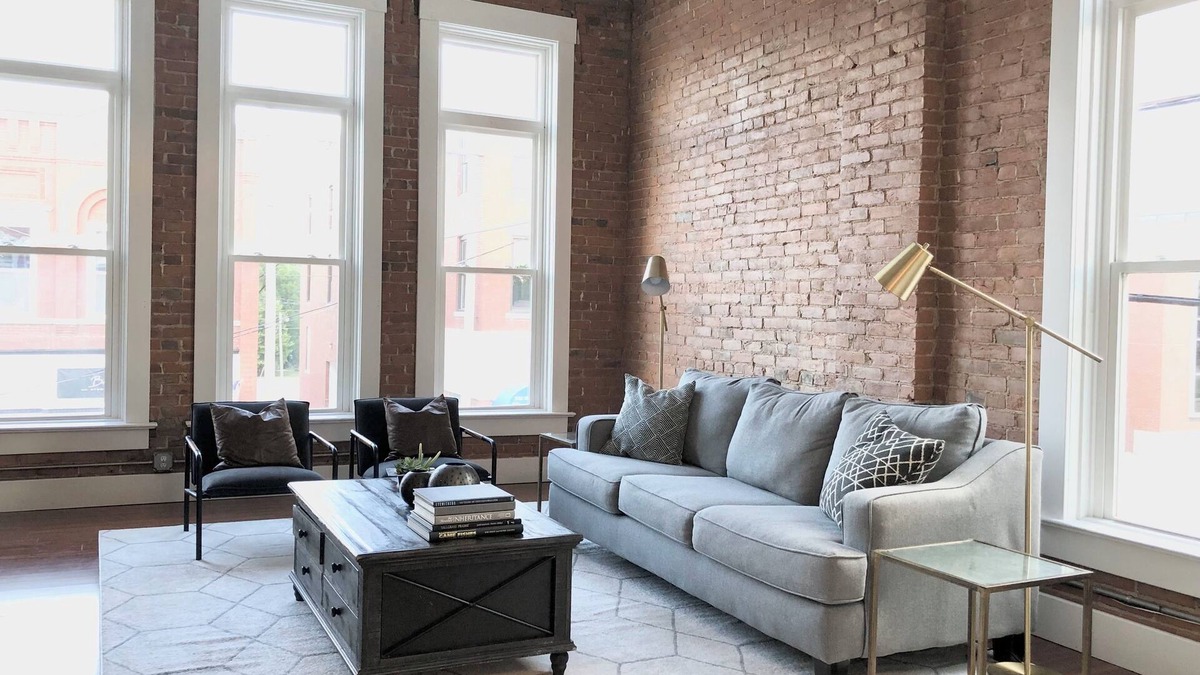 Paola Apartment | Bright and Spacious Historic Brick Loft off the square in Paola
