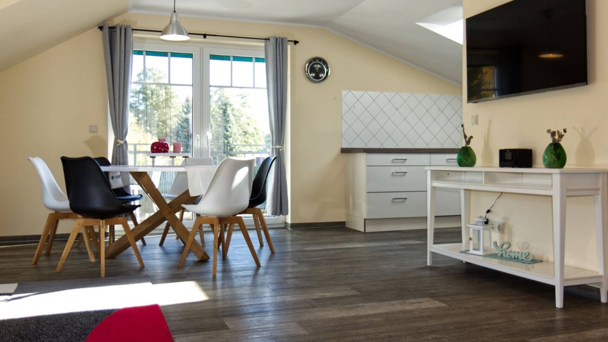 Burg-Dorf Apartment | Bright apartment with balcony, centrally located