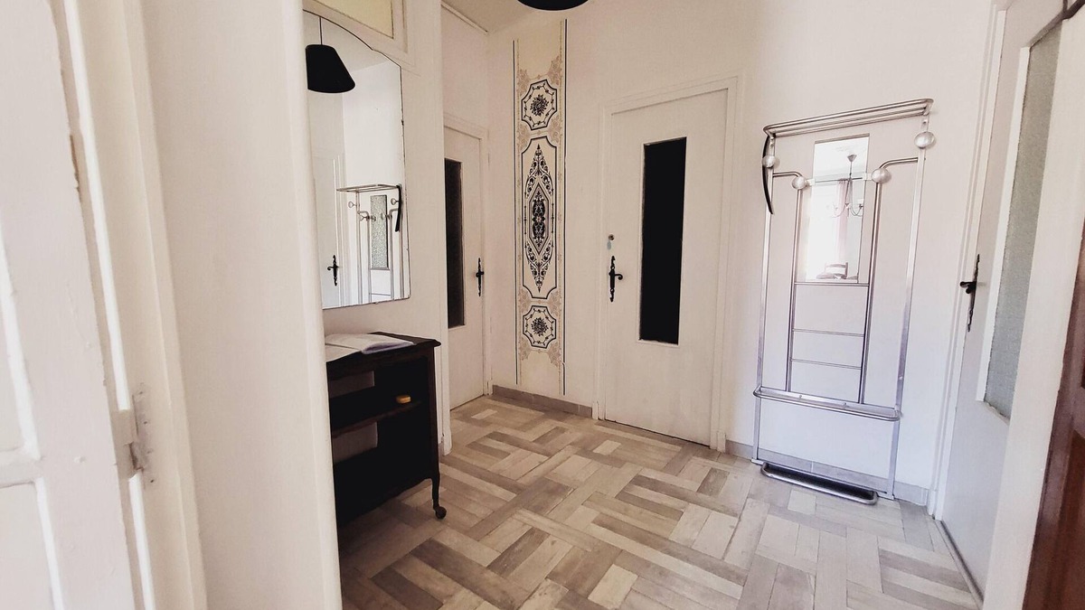Saint-Ambroix House | Bright apartment in Saint Ambroix near amenities