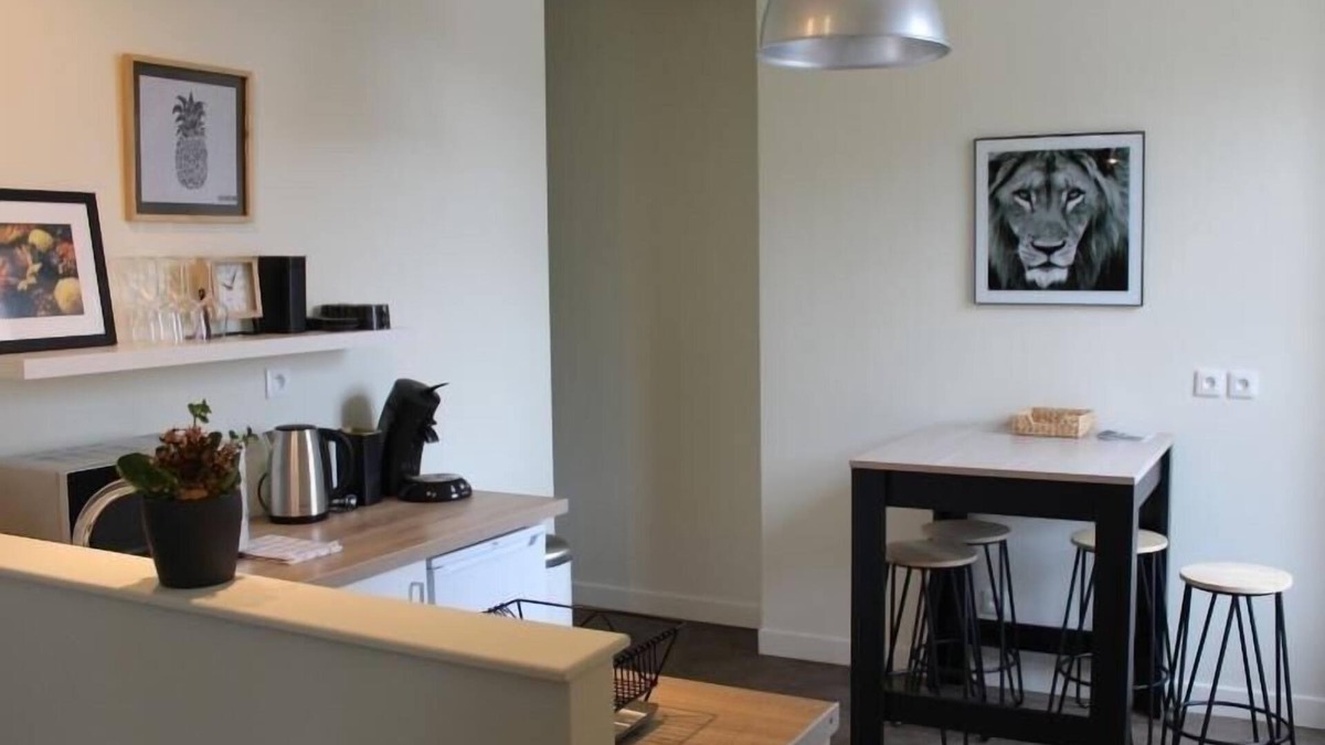 Val de Briey Apartment | "Bright Apartment in Central Briey – Near Lake, Shops & Le Corbusier Site"