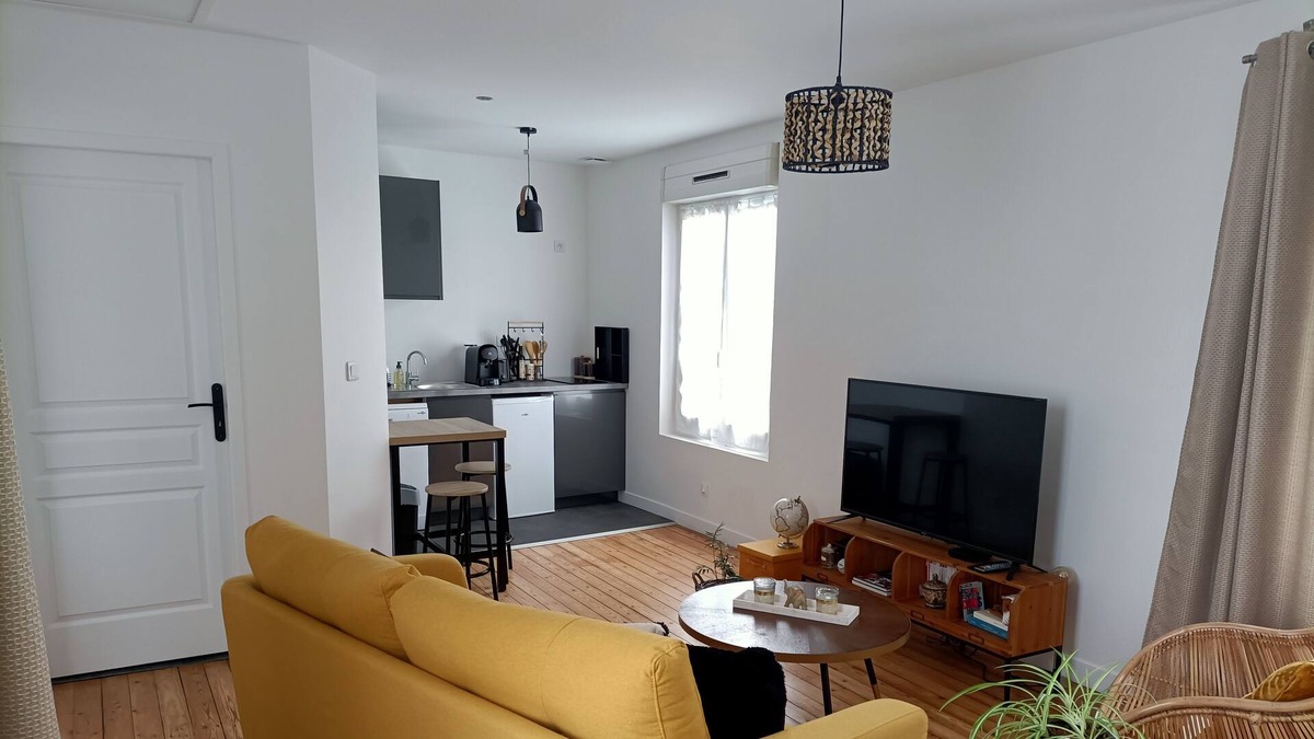 Pontlieue - Rocade Apartment | Bright apartment near center and circuit
