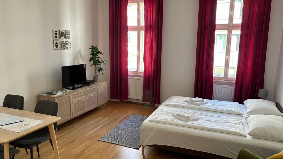 Brigittenau Apartment | Bright apartment right on the Augarten