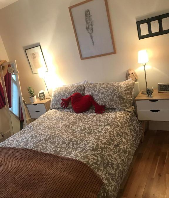 Nightingale Apartment | Bright Balham Apartment