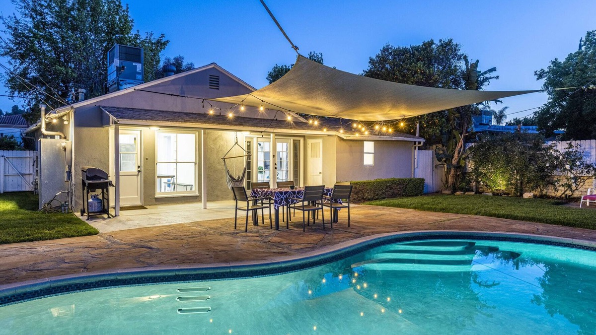 Tarzana House | *Bright & Beautiful w/Pool, BBQ, Upscale Area*
