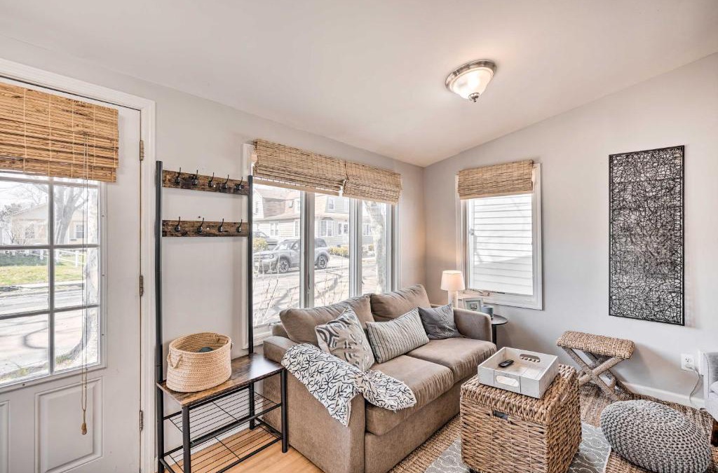 Lake Como House | Bright Belmar Cottage Less Than Half Mi to Boardwalk!