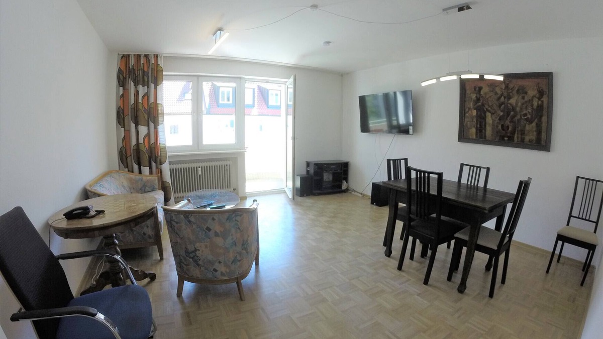 Josephsplatz Apartment | Bright, Central 2BR Apartment near Museums, Universities, Everything