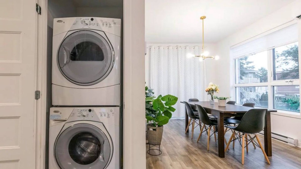 Longueuil Condo | Bright & Charming 3BDR, Longueuil, Free Parking