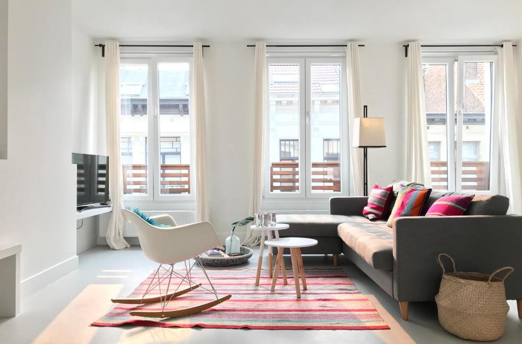 Harmonie House | Bright City Design House!