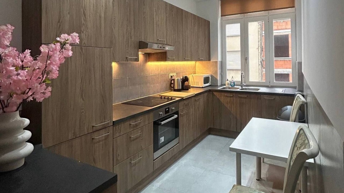 Haringrode Apartment | Bright & Comfortable Apartment in the Heart of Antwerp – Sleeps 5