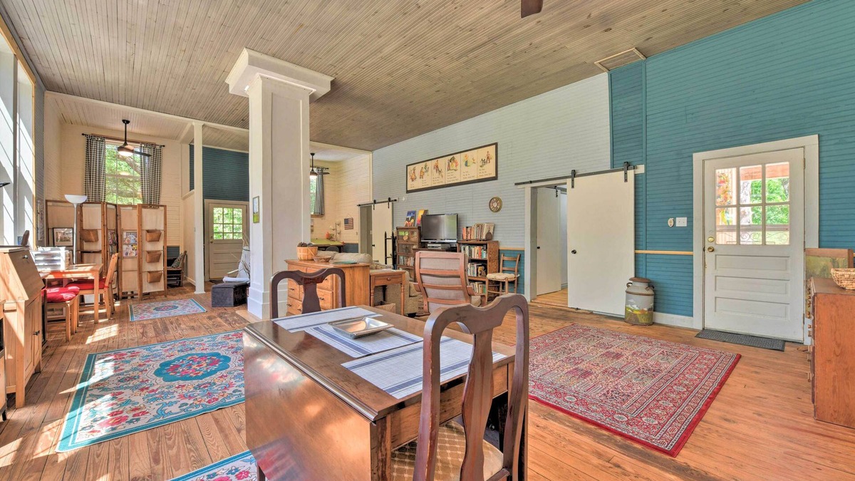 Chesterfield County House | Bright Converted Schoolhouse in Chesterfield!