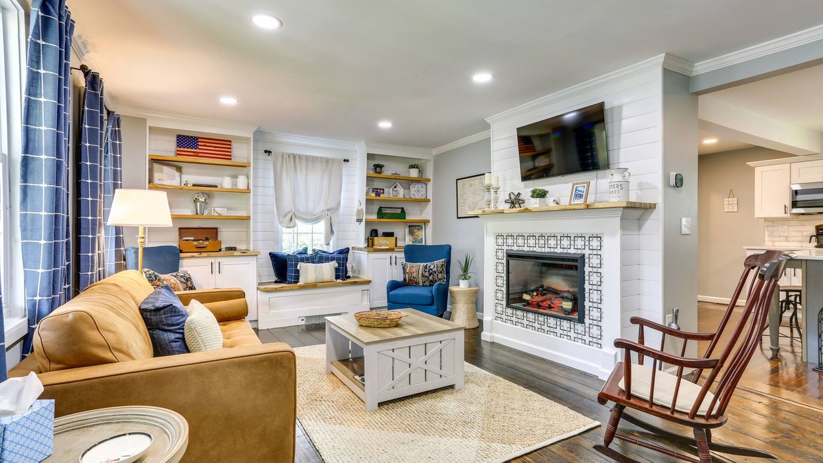 Cornwall-on-Hudson House | Bright Cornwall-On-Hudson Vacation Rental!
