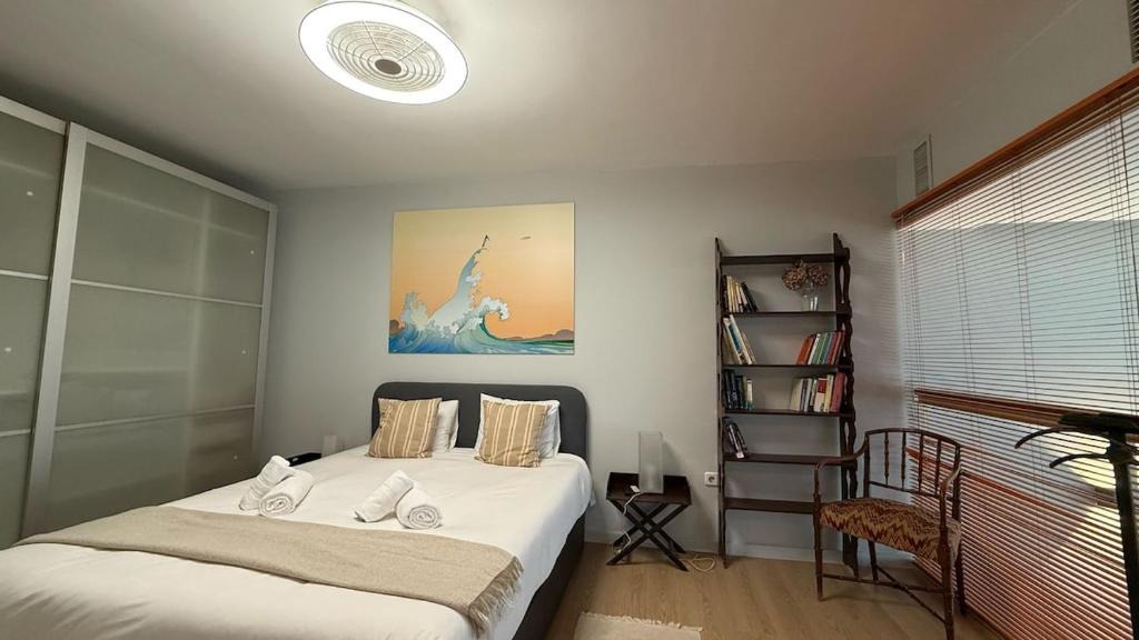 Simancas Apartment | Bright duplex apartment for 4 pax - Camarillo
