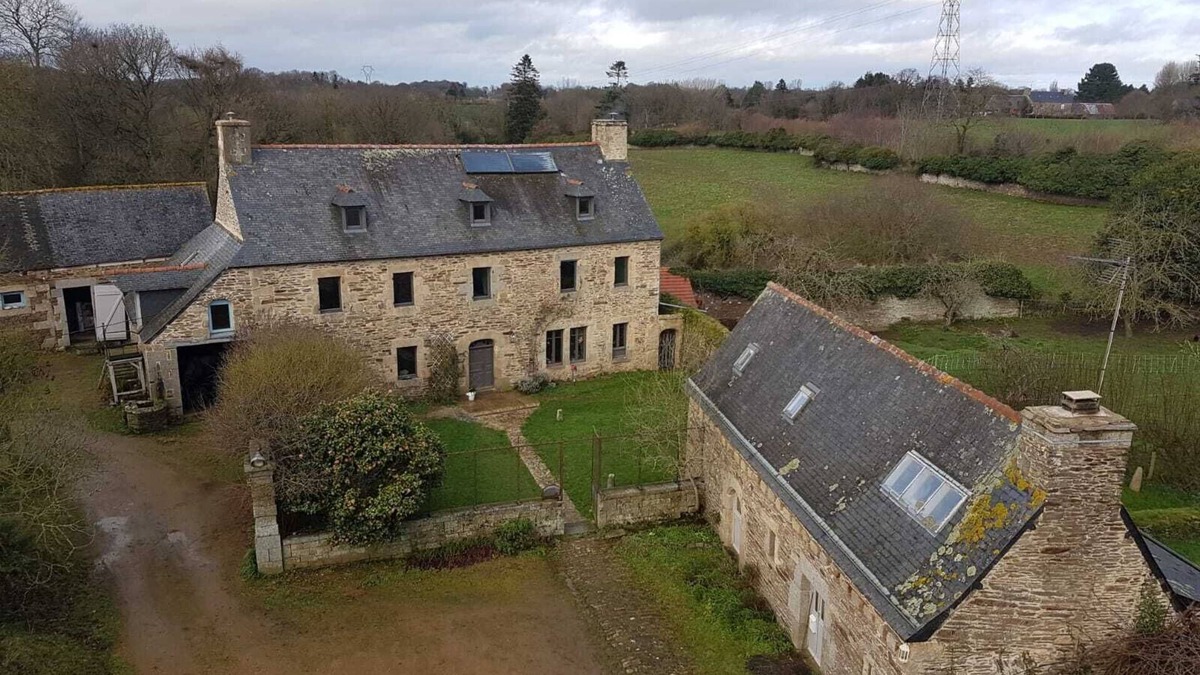 Saint-Laurent Apartment | Bright ecorenové apartment, 40m2, stone building