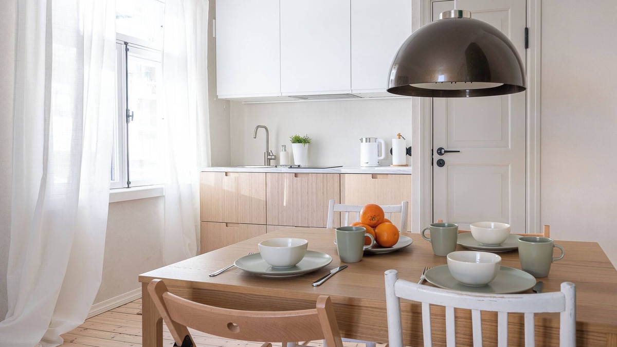 Lillekula Apartment | Bright & Elegant 1-bedroom apartment in delightful Tallinn with WiFi