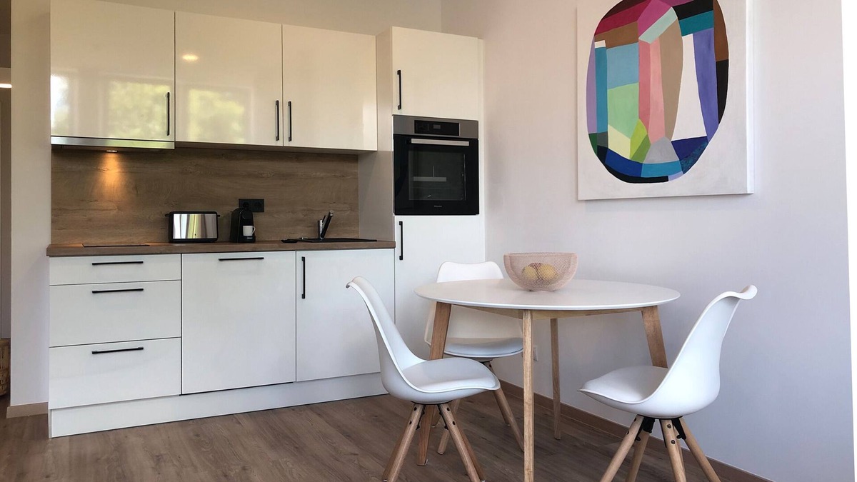 Schweinfurt Apartment | bright furnished 1 room apartment with elevator