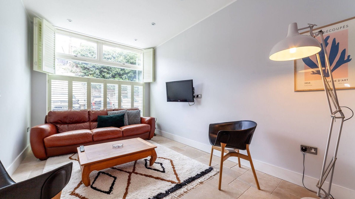 Brockley Apartment | Bright Groundfloor 3BR Flat, Brockley, SE London