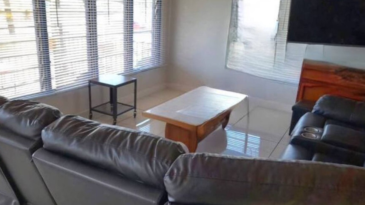 Likuri Island Apartment | Bright home in ba town fiji
