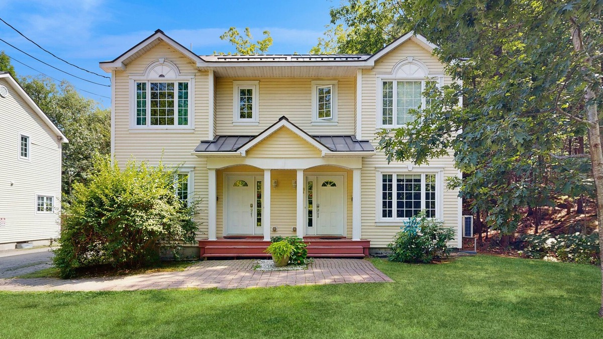Bar Harbor Cottage | Bright Home next to Glen Mary Park w/Deck, Grill, WiFi - Walk into Town/Acadia