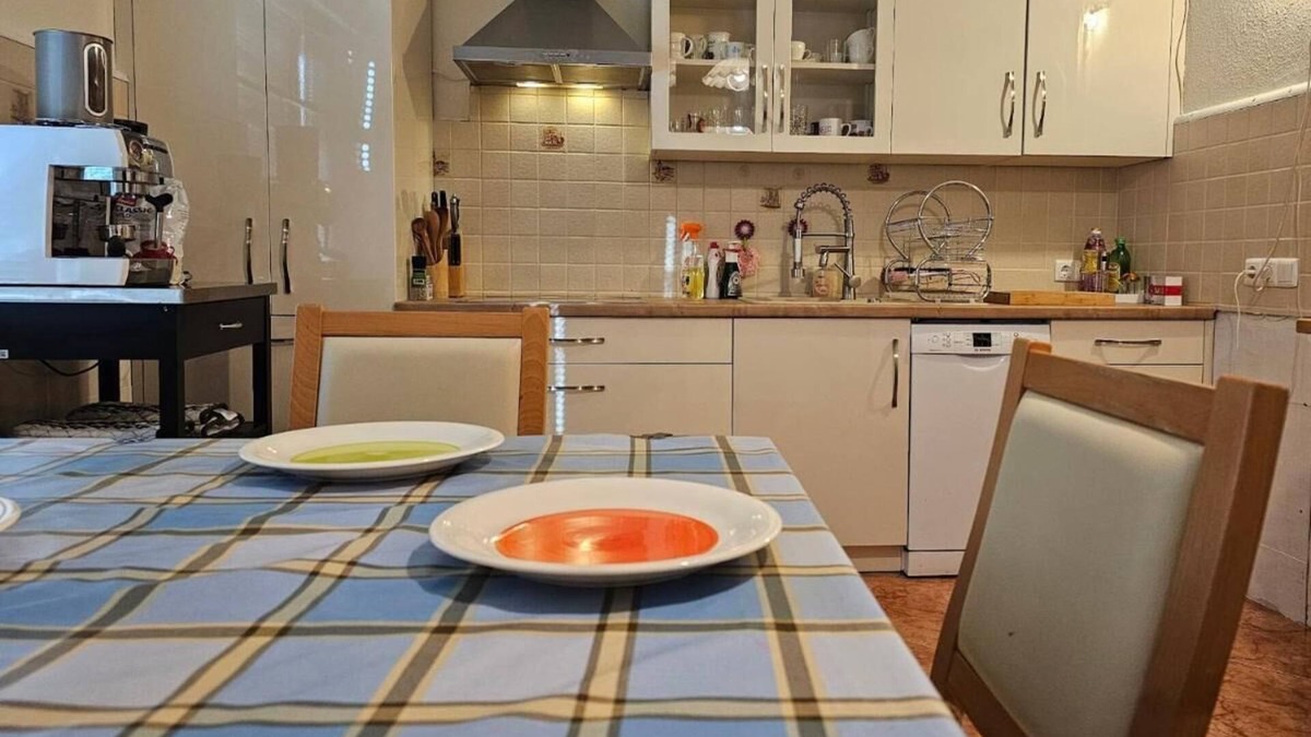 Pilisvorosvar House | Bright house with garden, balcony, panoramic view and fully equipped kitchen.