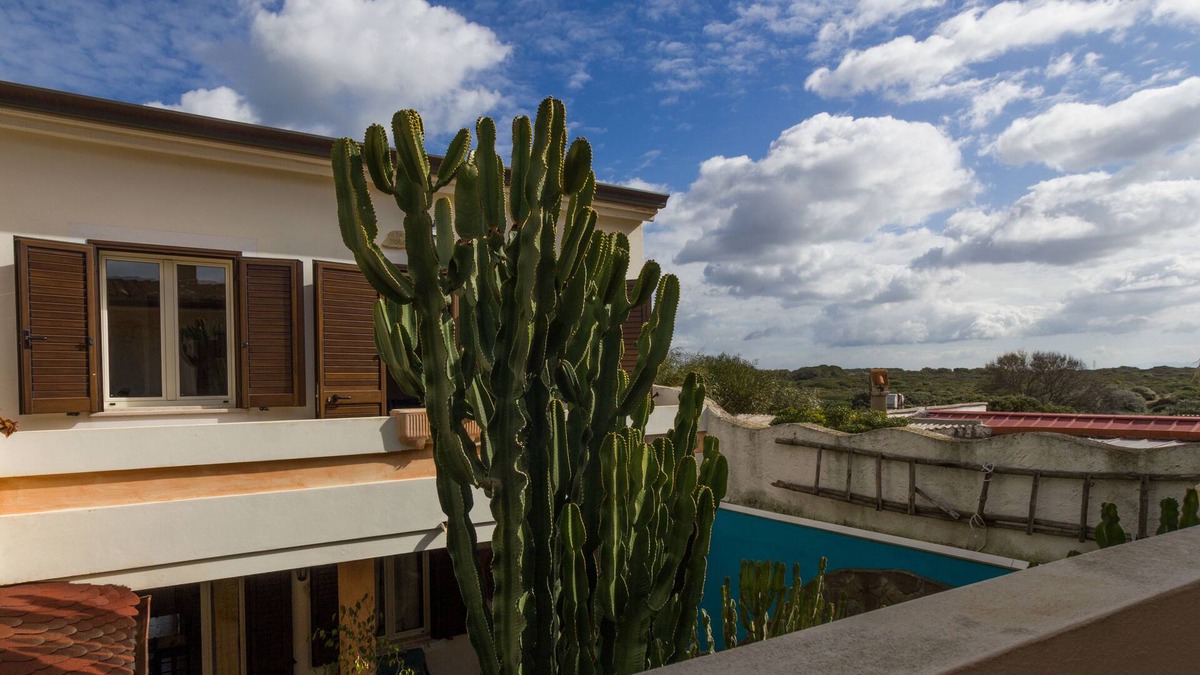 Putzu Idu Apartment | Bright apartment perfect for 2 couples or families