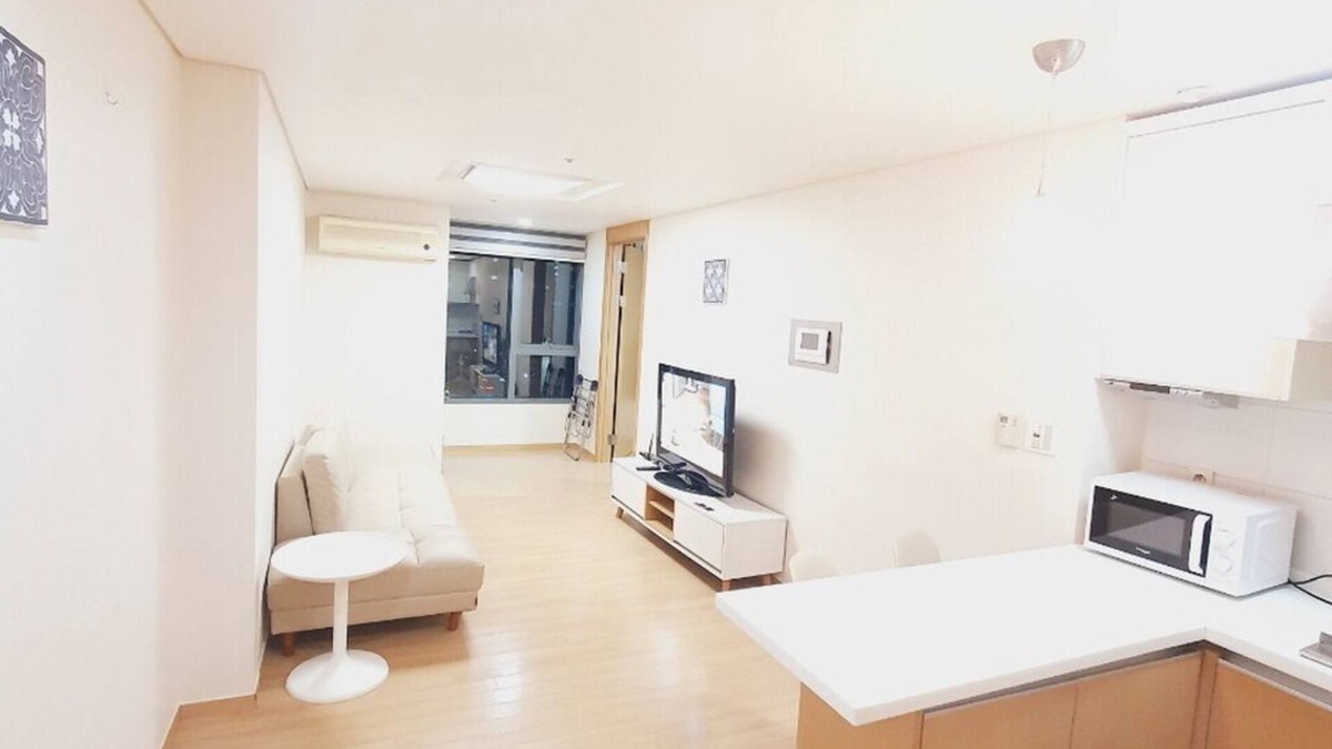 Songpa Apartment | ★Bright Jamsil Galleria★1Bdr 1Bath★ Full Optionsn