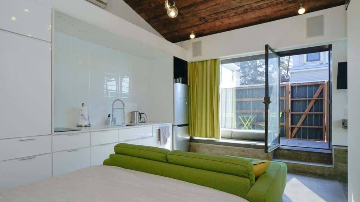 Piedmont Avenue Apartment | Bright Minimalist Studio Walkable to Piedmont Ave