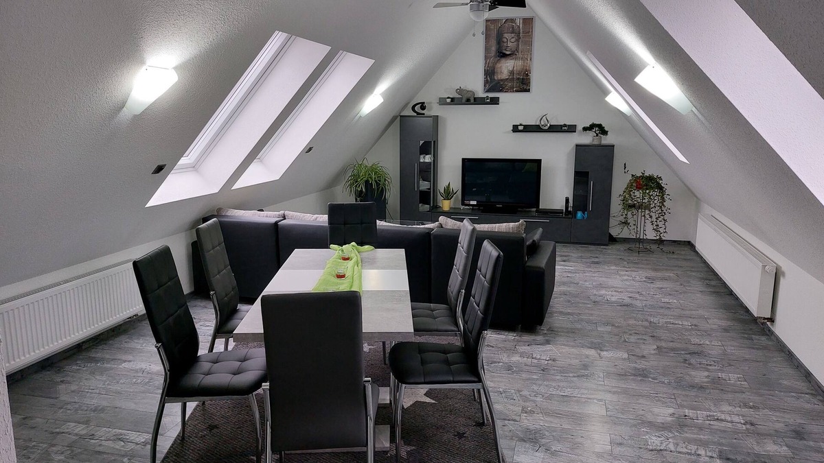 Rothlein Apartment | Bright modern 110sqm apartment, incl. WLAN and parking, up to 6 persons,