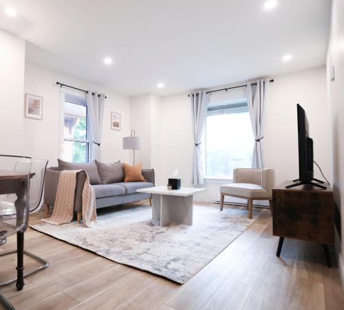 Peterborough Apartment | Bright Modern Flat Mins To Hospital