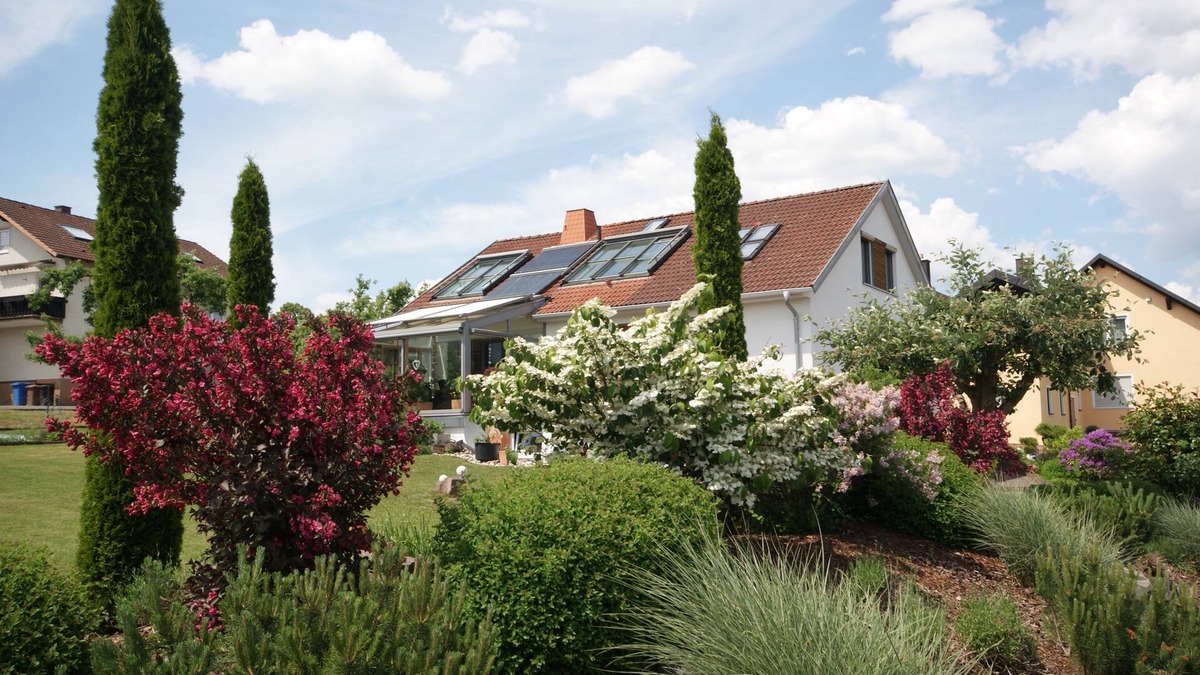 Burkardroth Apartment | Bright modern vacation apartment in the biosphere reserve Rhön and Bad Kissingen