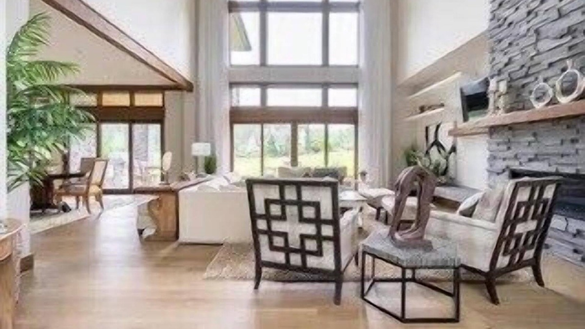 Maltby Villa | Bright , monden and golf course house