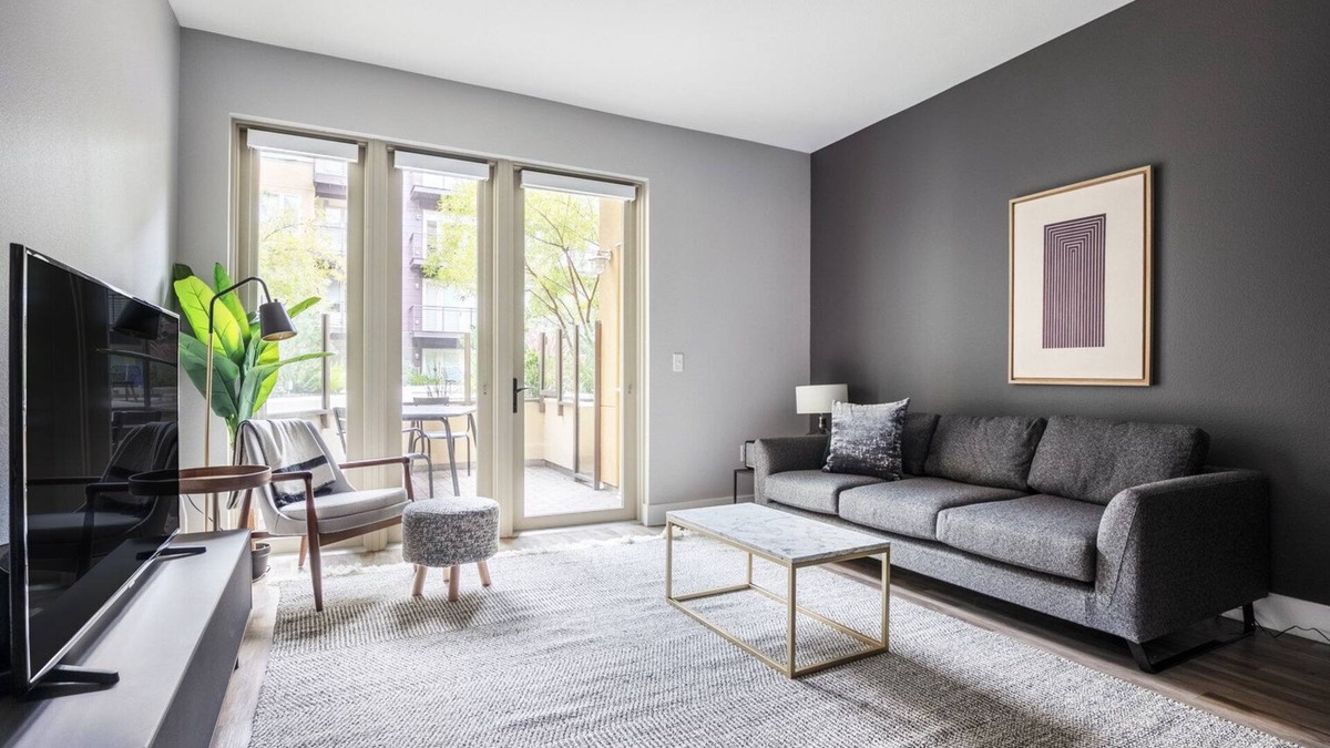 Mountain View Apartment | Bright Mountain View 1BR w/Pool, Gym, nr. SU & Google, by Blueground
