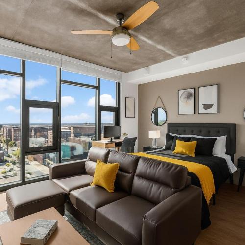 Five Points South Apartment | Bright n Airy Studio Perfect City Escape 9