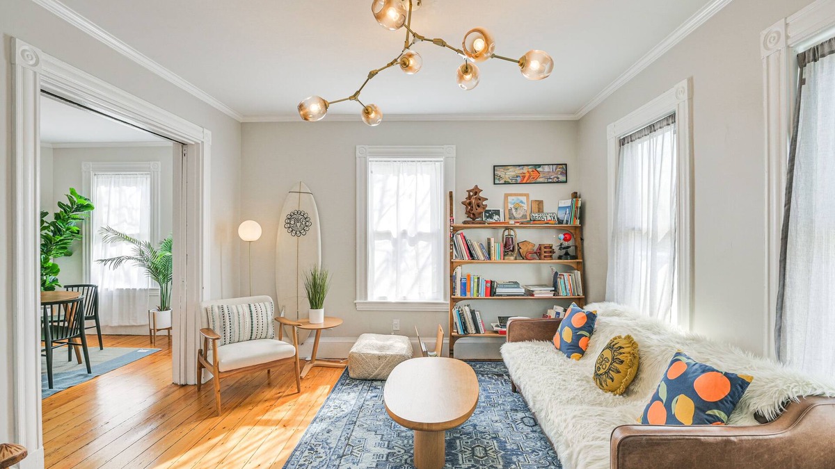 Watertown House | Bright & Pet-Friendly Home: 2 Mi to Harvard Square