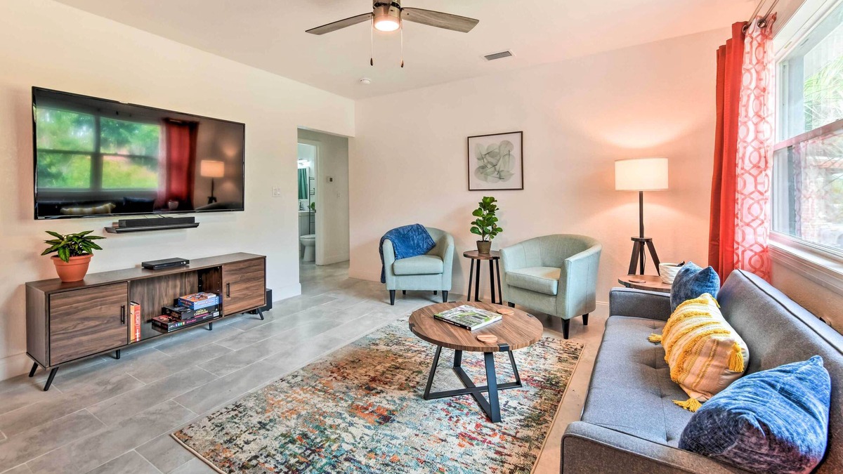 Florida South Atlantic Coast House | Bright, Pet-Friendly Retreat in Avon Park!