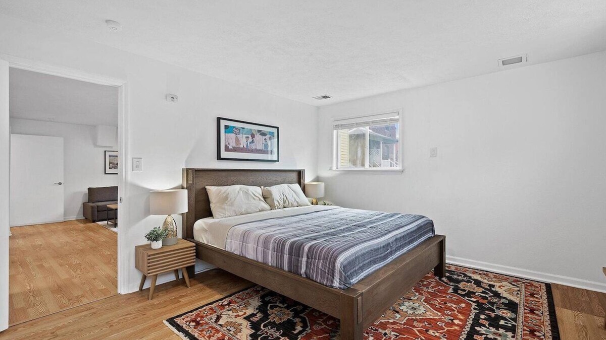 Pittsburgh Apartment | Bright & Quiet 1Bdr Apt in Millvale/Lawrenceville