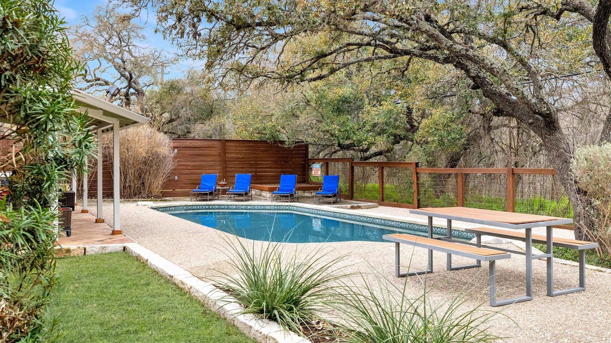 West Oak Hill House | Bright Space, Inviting Pool - The Plunge - Portoro