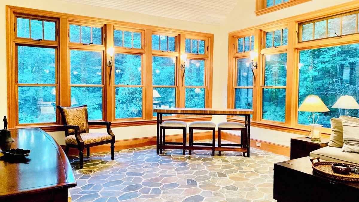 Grantham House | Bright & Spacious Eastman Cape-6 min. walk to Eastman Golf Links & Forbes Tavern