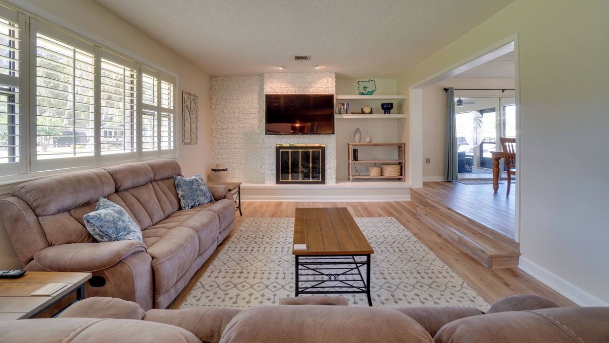Tavares House | Bright & Spacious Tavares Home w/ Boat Dock!