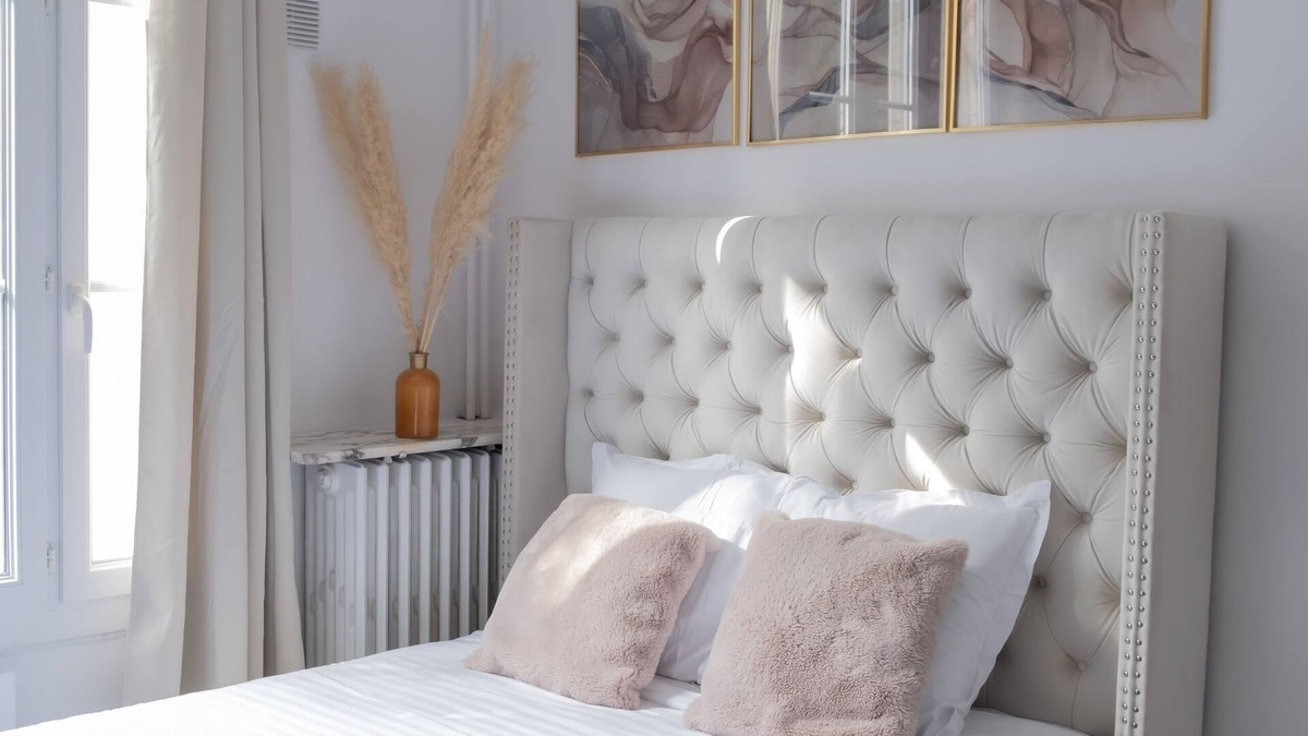 Le Bourget Apartment | Bright studio-Netflix