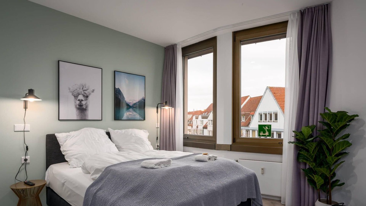 Lippstadt Apartment | ☆BRIGHT: Stylish for 2 | City Center | Kitchen