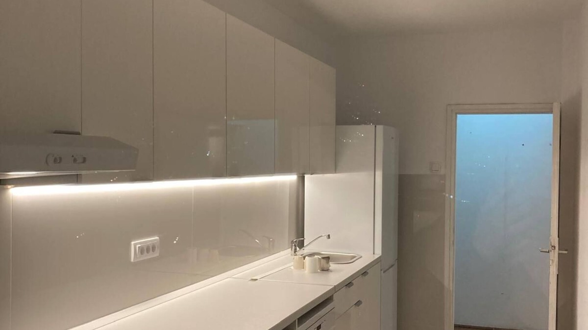Novi Beograd Apartment | Bright & Sunny 80m² New Belgrade Retreat with Terrace