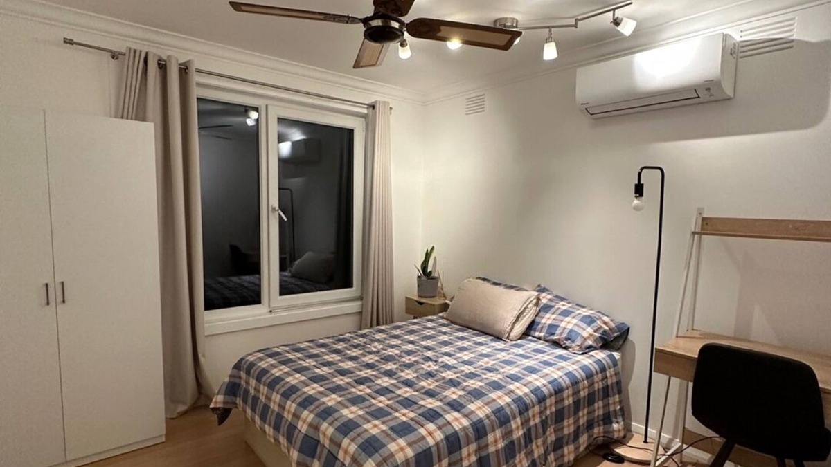 Greensborough House | Bright Sunny Room in Greensborough